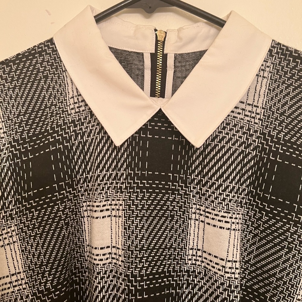 Tommy Hilfiger B&W Collar Dress - Picture 3 of 7